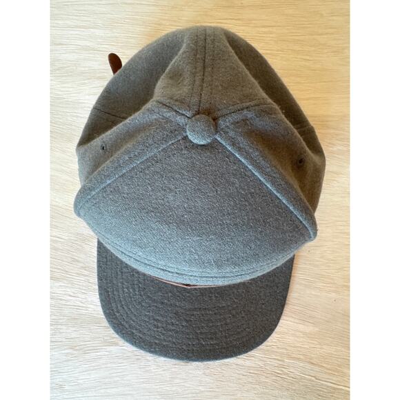 Oakley Moss Green Felt 5 Panel Strapback Hat - Picture 2 of 7
